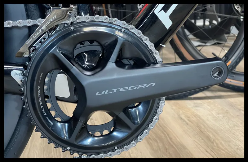 Pinarello F7 53 cm Ultegra Di2 Disc Red 2023-8